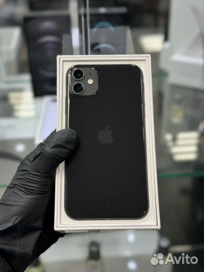 iPhone 11, 64 ГБ