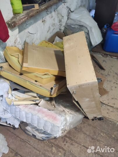 Перетяжка мягкой мебели