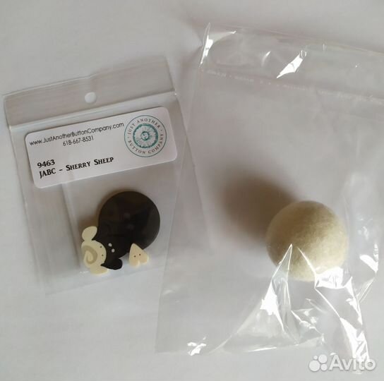 Игольница и пины Just another button company