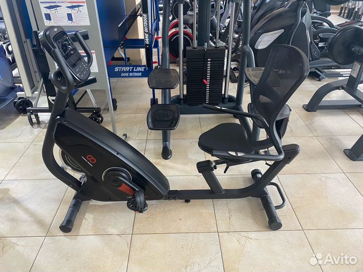 Горизонтальный велотренажер CardioPower R37