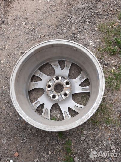 Литой диск r 16 тойота королла