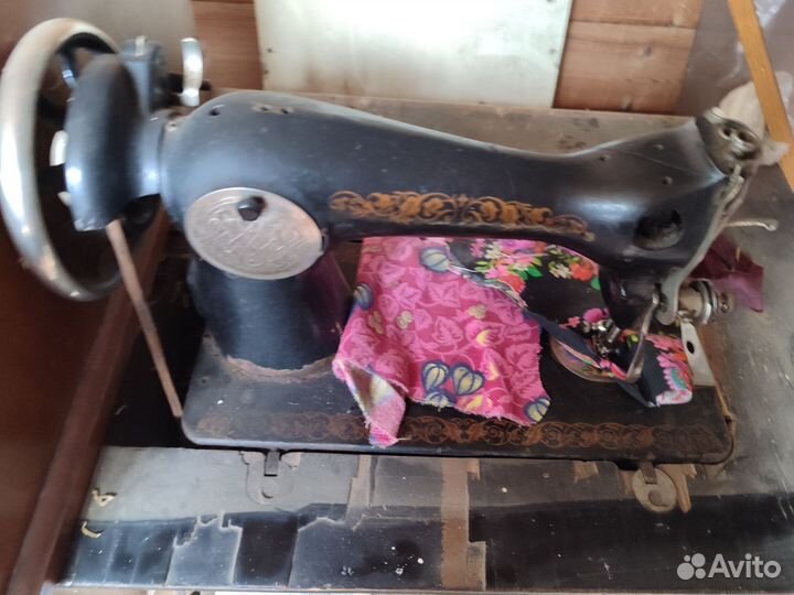 Швейная машинка