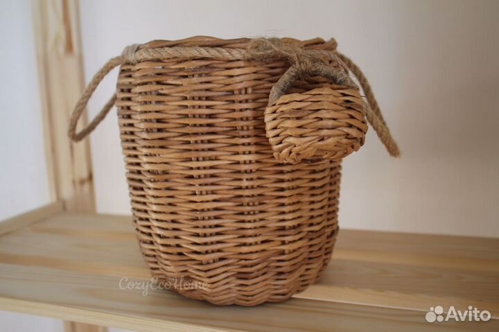 Корзина плетеная