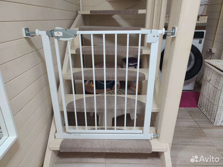 Защитный барьер калитка детский 74-84 см