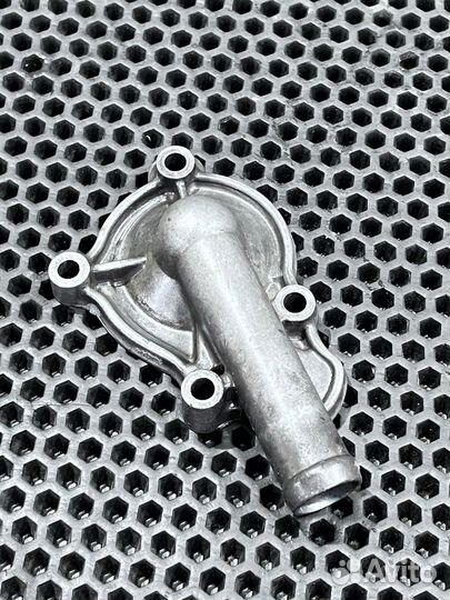 Крышка помпы Honda CRF 450R 2005-2008