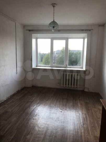 Комната 13 м² в 5-к., 5/5 эт.