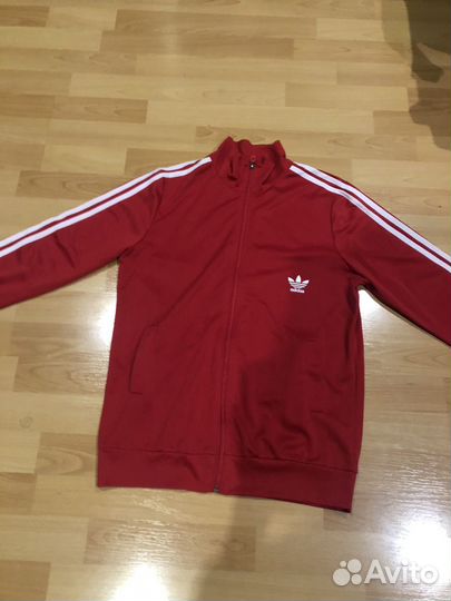 Спортивный костюм женский