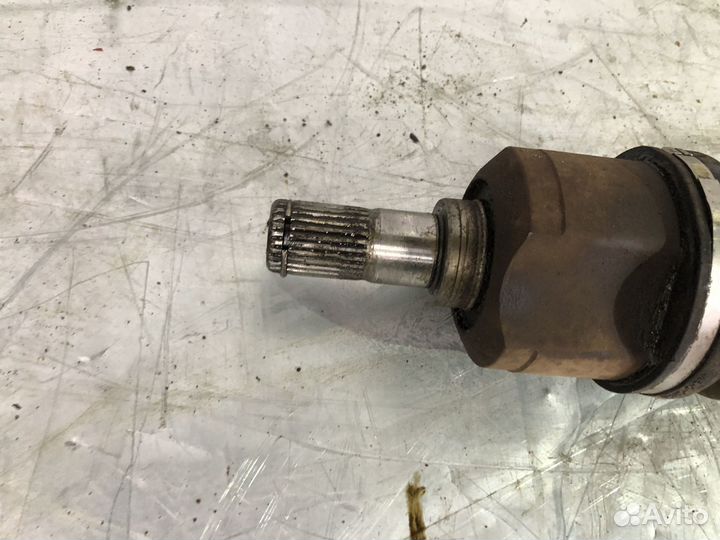 Привод передний правый Hyundai Sonata 4 (EF)