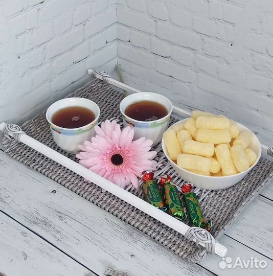 Поднос плетёный