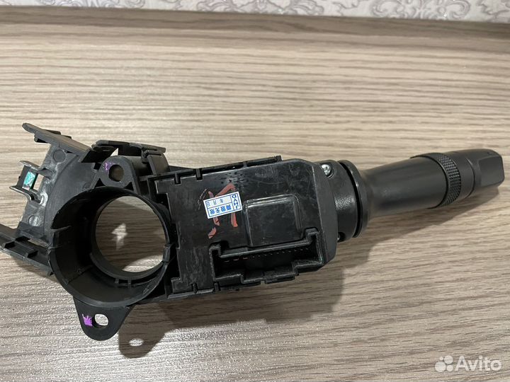 Переключатель поворотников Hyundai IX35/Sportage