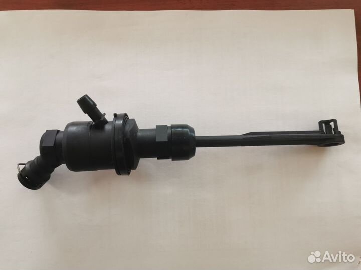 Цилиндр сцепления главный Renault Duster