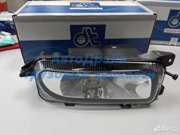 Фара противотуманная Мерседес Actros MP2 правая