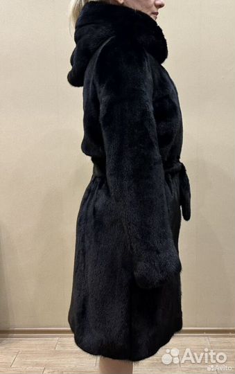 Шуба норковая с капюшоном 40 42