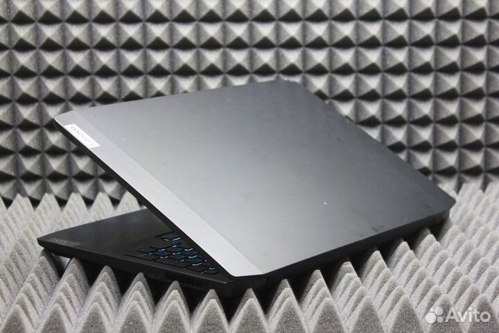 Ноутбук Lenovo Ideapad Gaming 3 15IMH05