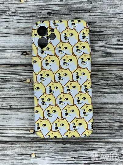 Чехлы для iPhone 12