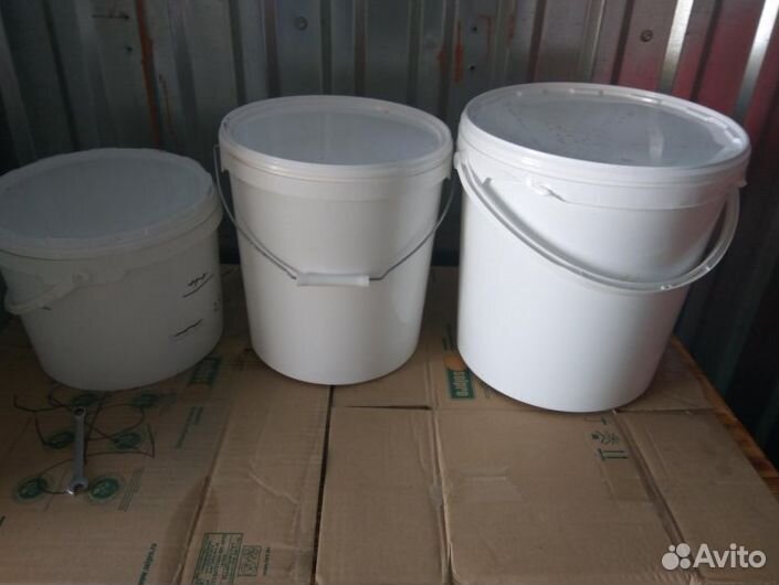 Ведра пластиковые с крышкой 12 литров