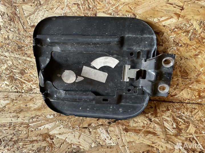 Лючок бензобака honda hr-v gh