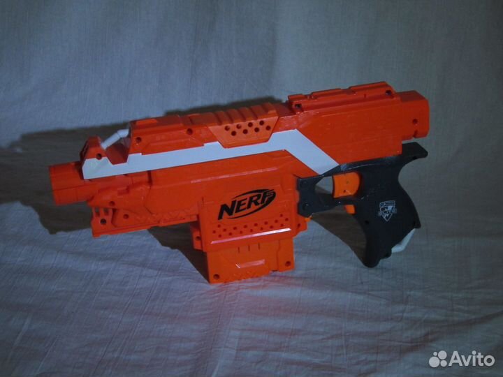 Бластер Nerf 