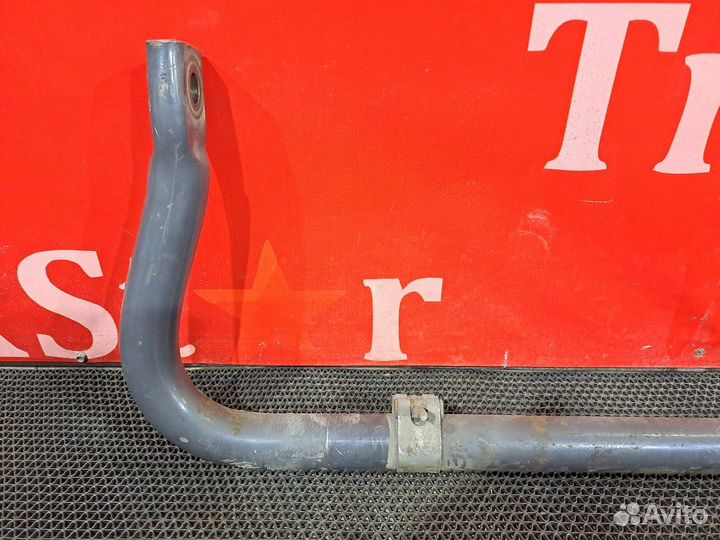 Стабилизатор передний