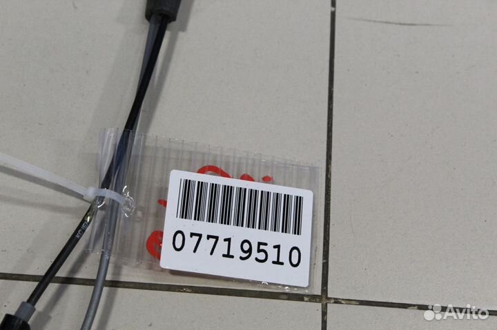 Замок двери задней левой Hyundai i20 2008-2014