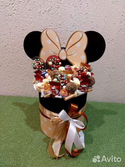 Детский букет из шоколада и зефира