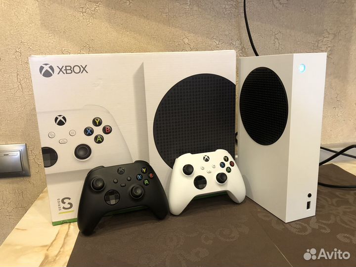 Xbox series s +400 игр