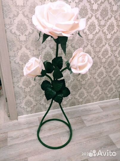 Ростовые цветы,светильники из изолона