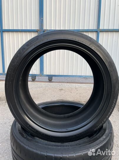 Bridgestone Potenza S001 245/40 R19