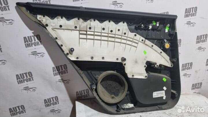 Обшивка двери задняя правая Skoda Superb 3T cdab