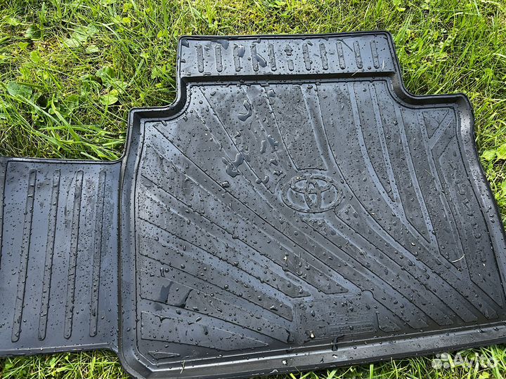 Коврики на camri