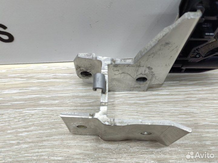 Кронштейн радиатора правый Bmw 3 F30 N47D20 2013