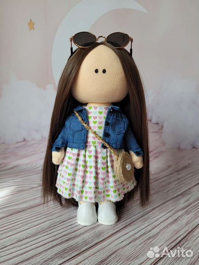 Кукла текстильная с гардеробом