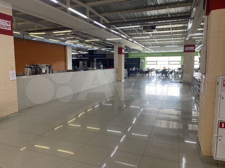 Торговая площадь, 70 м²