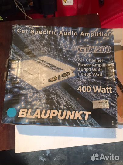 Автомобильный усилитель с акустикой