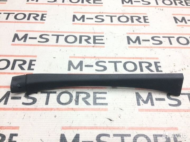 Обшивка стойки передняя правая Volkswagen Passat