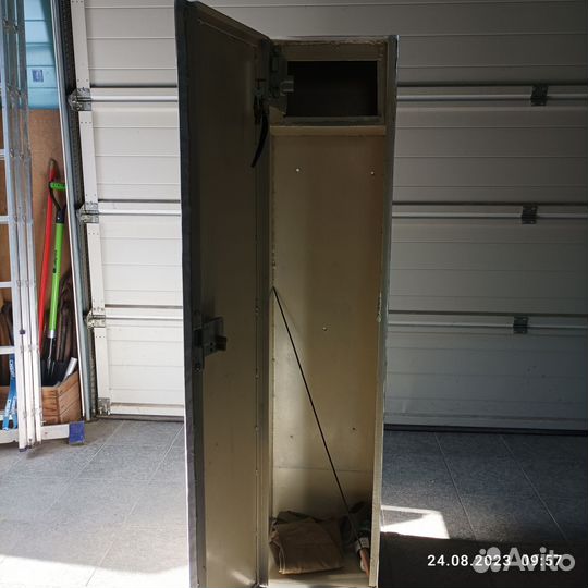 Оружейный сейф бу на 3 ствола и более