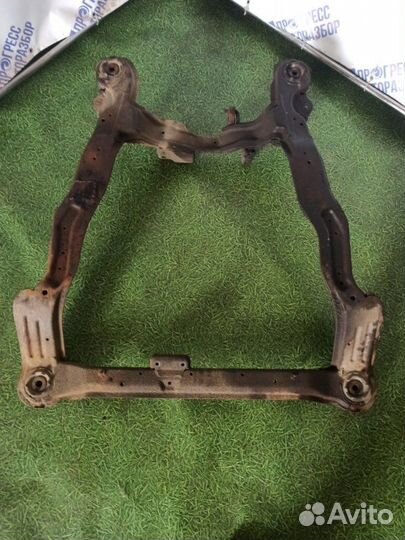 Подрамник передний Hyundai Santa Fe кроссовер 2.4