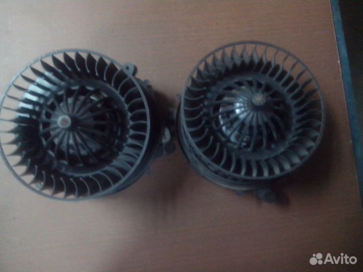 Моторчик печки Mercedes w220 S320 S500