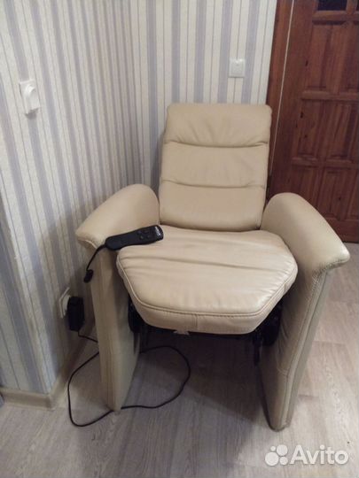 Кресло реклайнер с электроприводом с подъёмом