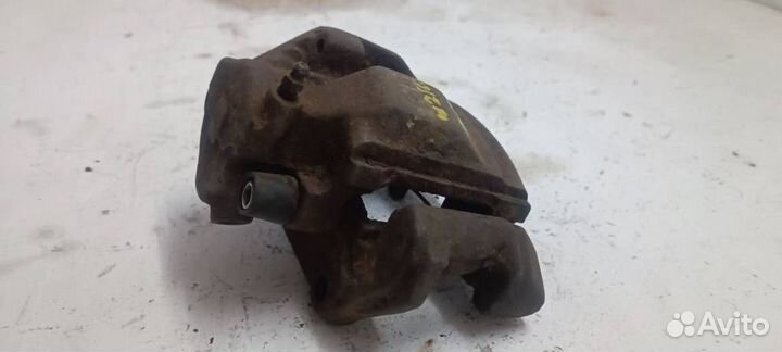 Суппорт передний правый