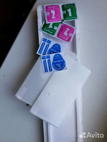 Защитные стёкла на Asus ZenFone 3 Deluxe ZS570KL