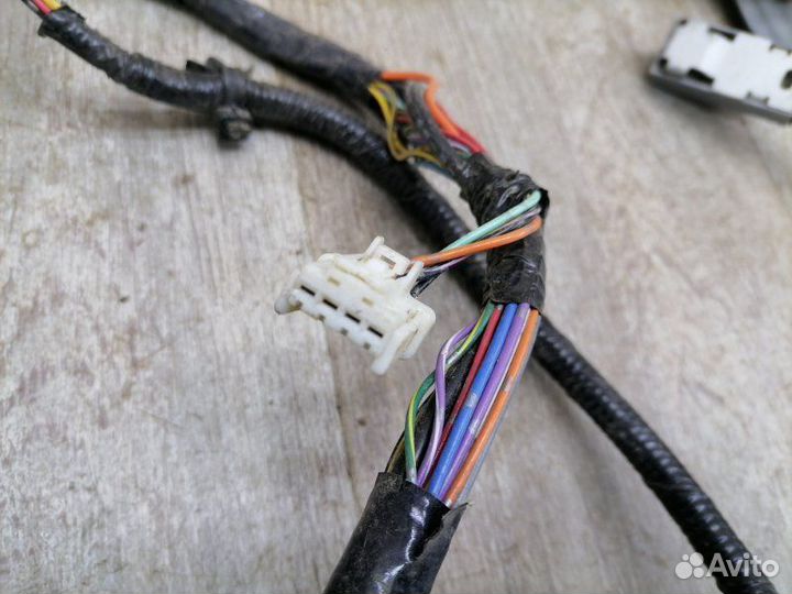 Проводка коса салонная левая Infiniti Fx35 S50