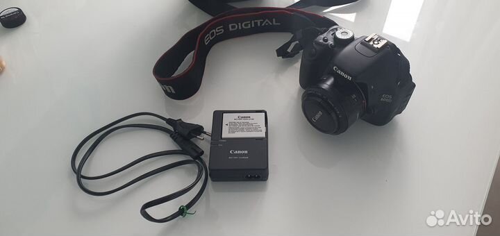 Фотоаппарат Canon EOS 600D