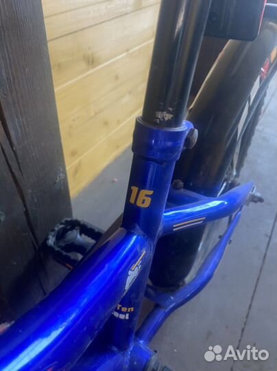Детский велосипед 16