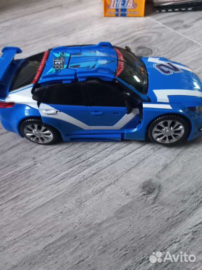 Робот-Тобот трансформер