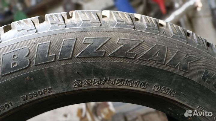 Bridgestone Blizzak WS-60 225/55 R16
