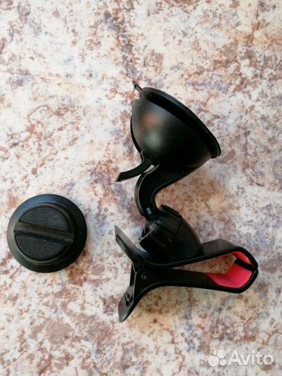 Держатель на присоске