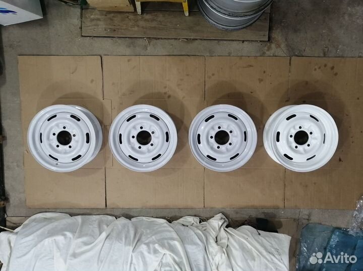 Новые колпаки ступиц Москвич 2140 SL
