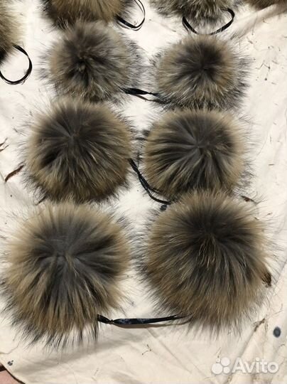 Меховые помпоны