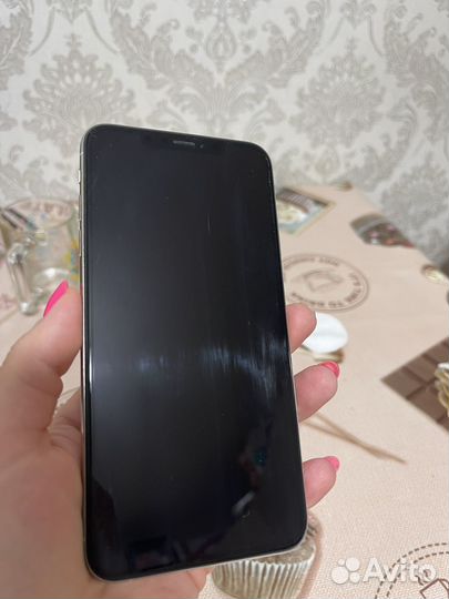 Телефон iPhone XS max 256гб